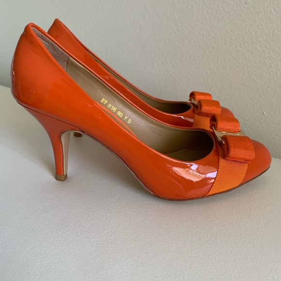 Salvatore ferragamo heels shoes - Picture 2 of 7